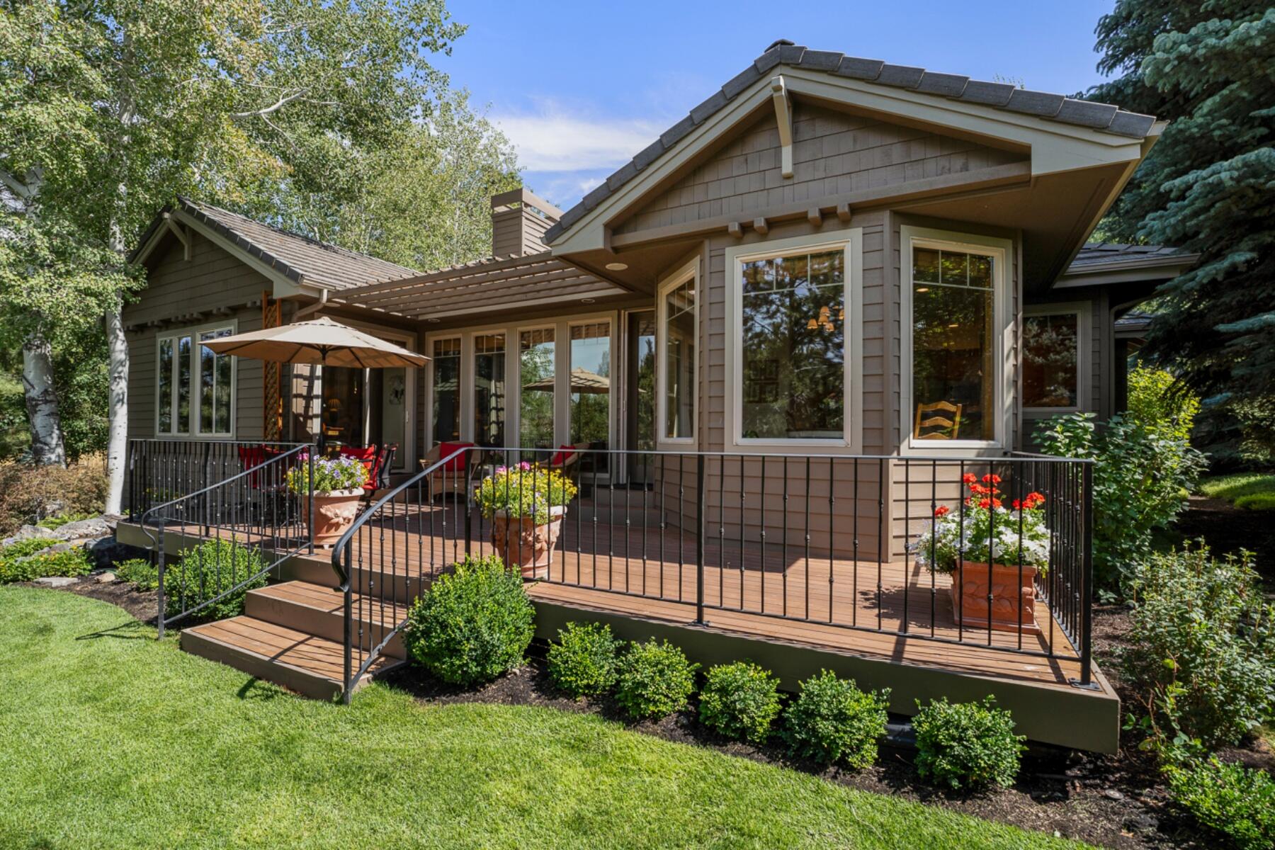 Broken Top - Residential