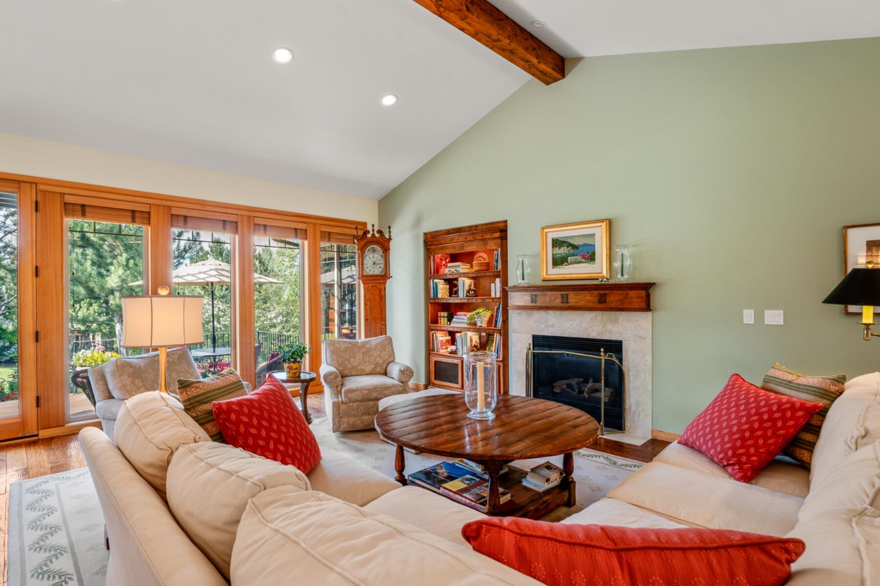 Broken Top - Residential