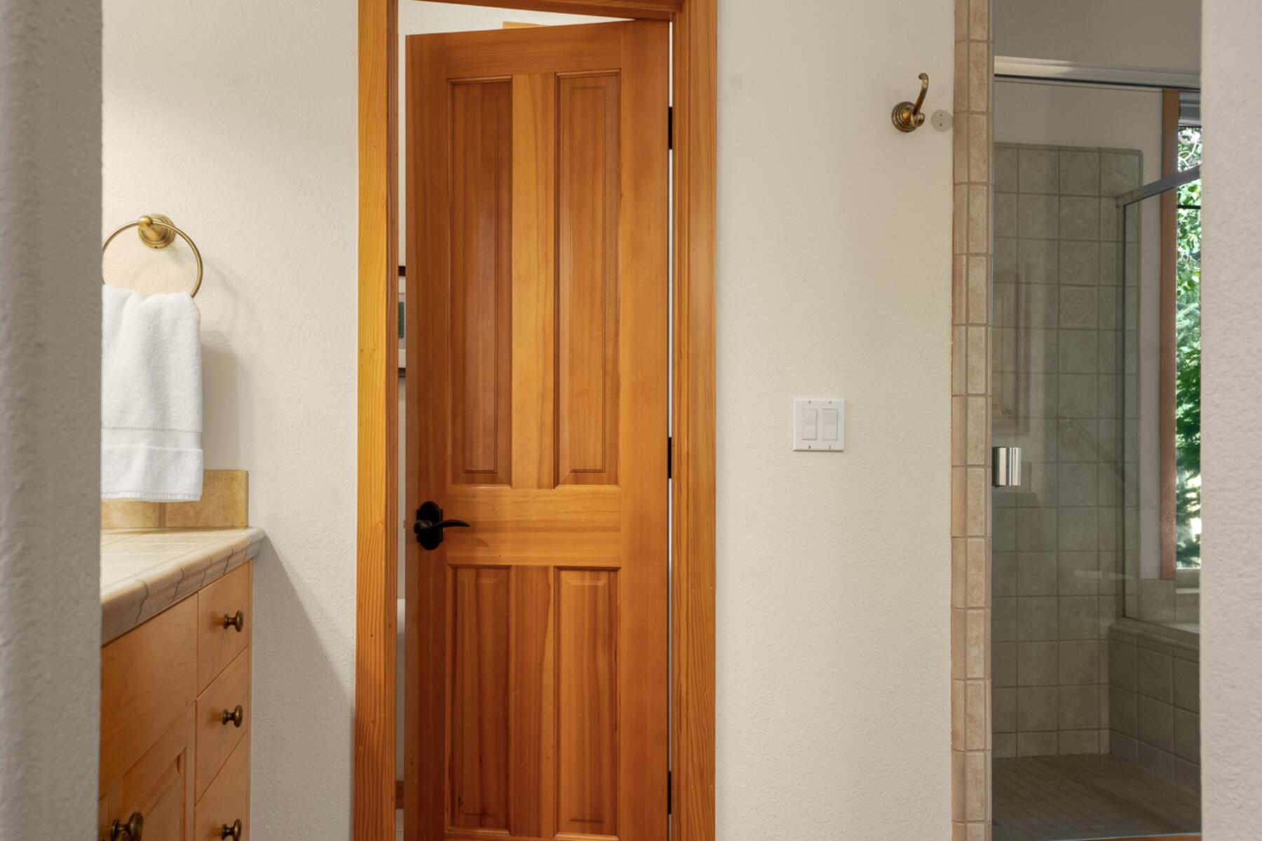 Broken Top - Residential