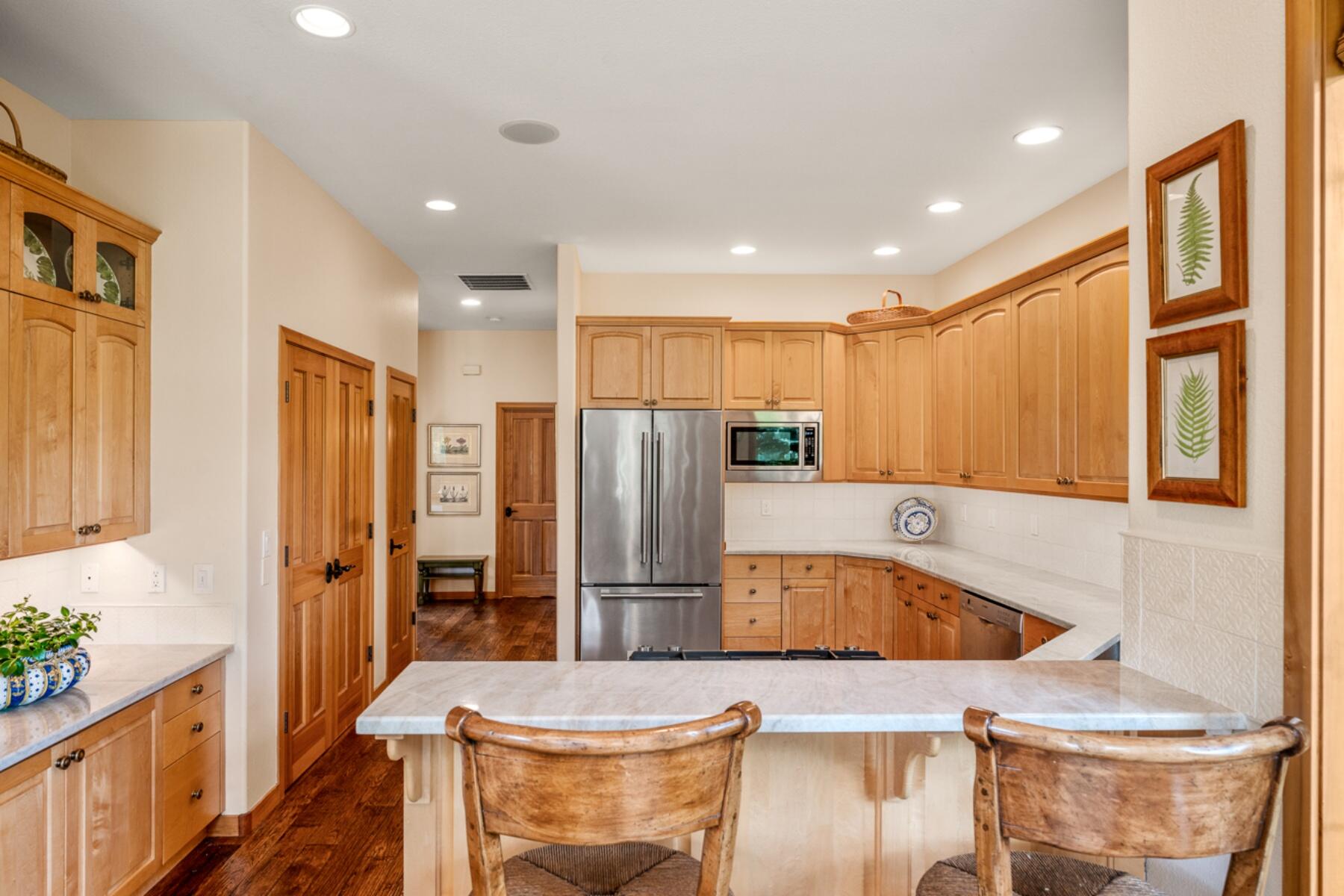 Broken Top - Residential