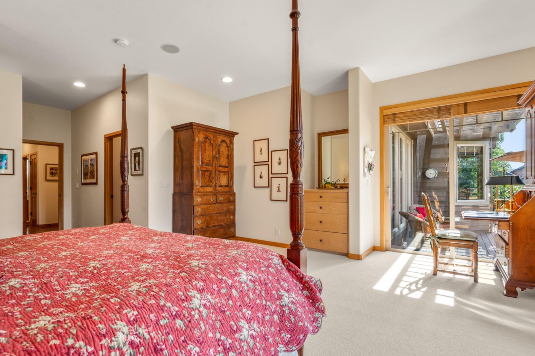 Broken Top - Residential