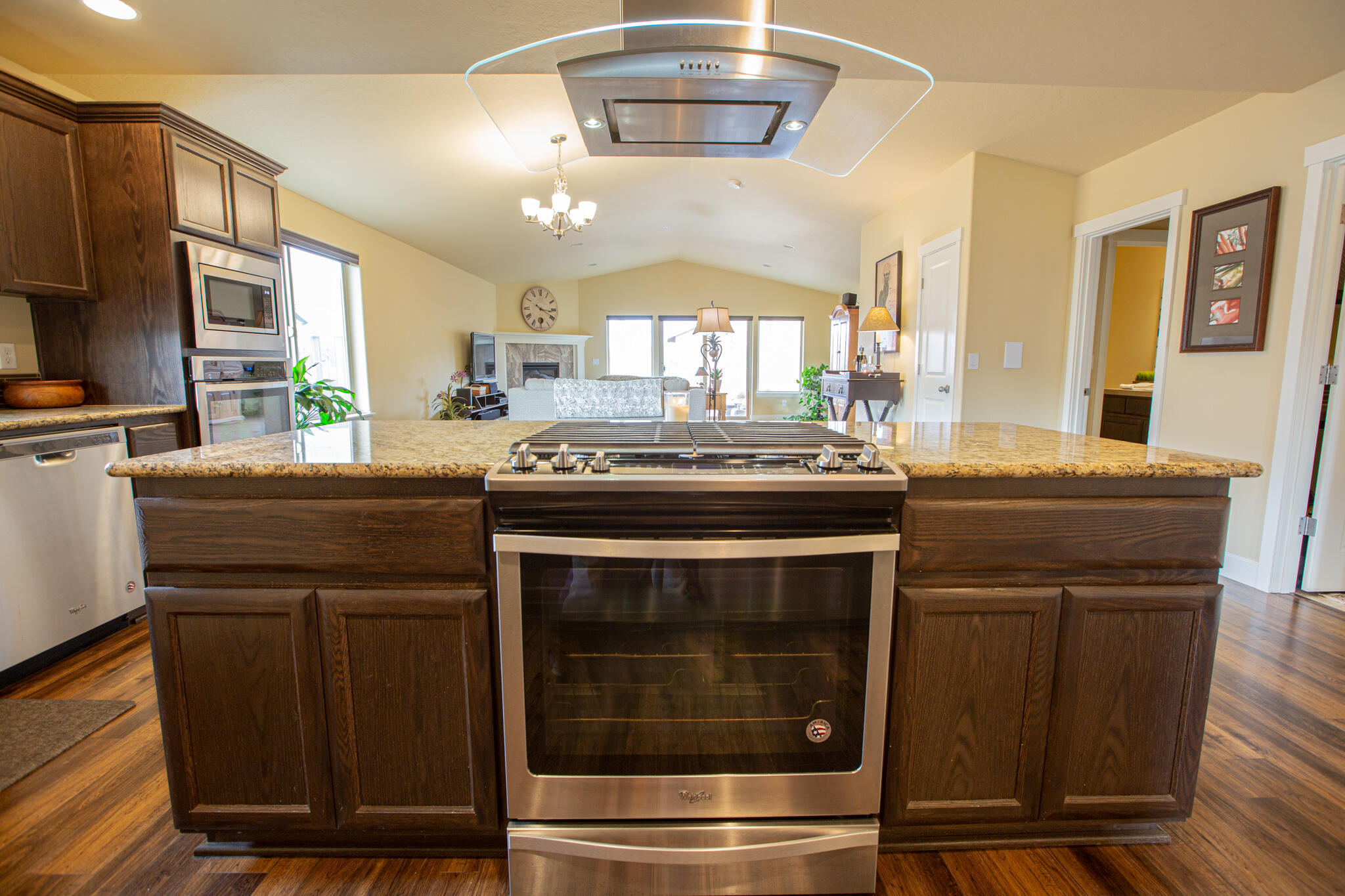 27 Elm - Residential