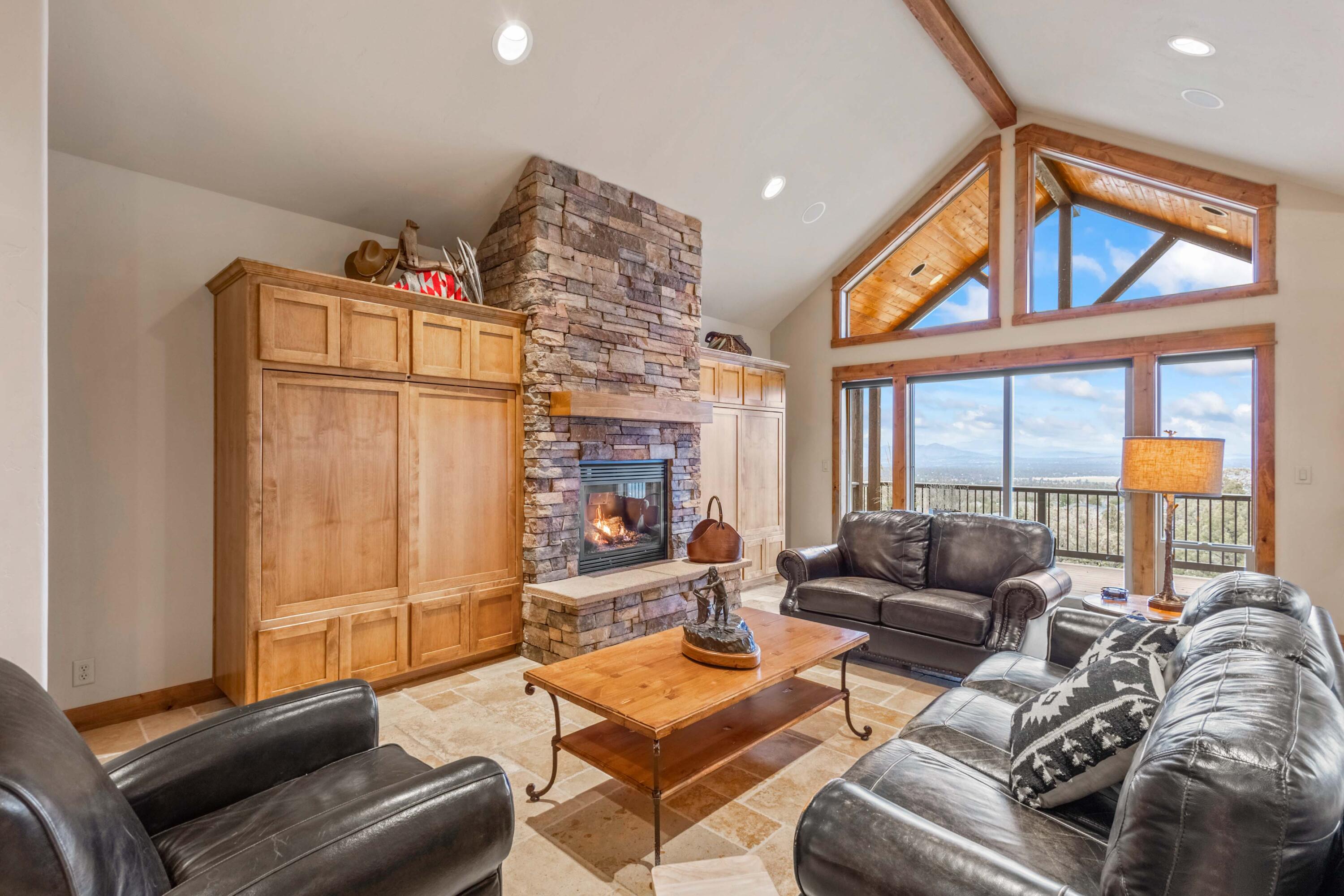 Ridge At Eagle Crest - Residential