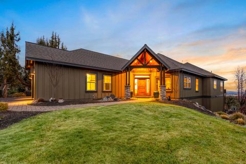 Tiny photo for 360 Vista Rim Drive, Redmond, OR 97756 (MLS # 220212692)