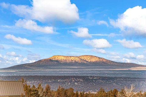 Tiny photo for 360 Vista Rim Drive, Redmond, OR 97756 (MLS # 220212692)