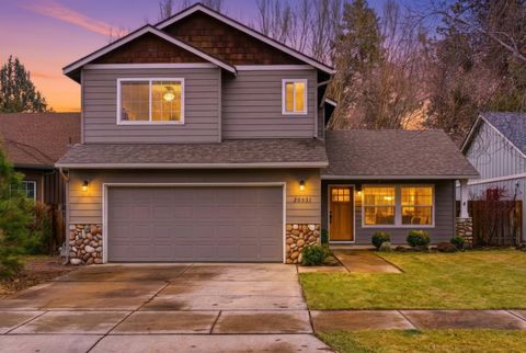 Tiny photo for 20531 Rolen Avenue, Bend, OR 97702 (MLS # 220213366)