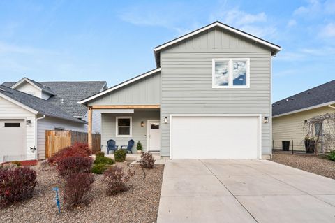 Tiny photo for 212 Willow Way, Talent, OR 97540 (MLS # 220211960)