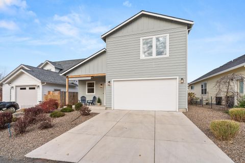 Tiny photo for 212 Willow Way, Talent, OR 97540 (MLS # 220211960)