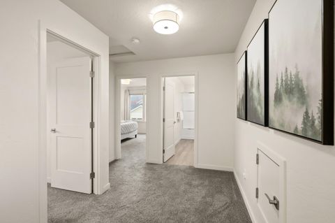 Tiny photo for 212 Willow Way, Talent, OR 97540 (MLS # 220211960)