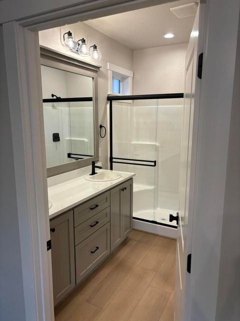 Tiny photo for 3715 Ford Drive, Medford, OR 97504 (MLS # 220212565)