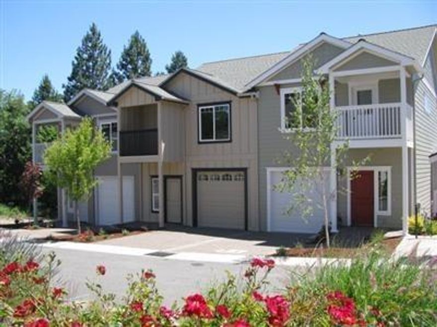 Last unit in development. One of 22 craftsman style town homes within blocks of downtown Jacksonville with Daisy Creek bordering 7 of the homes. Skylights and vaulted ceilings. Quality construction, upgraded amenities and attention to detail. A variety of floor plans and exteriors give each home an individual look and personality. Town home has split wall construction with sound proofing that adds privacy and noise reduction on common walls. Soaking tub and shower in master bath. Annual property taxes estimated at $3,000.00. All photos are of similar units. Homes currently under construction. Photo's are for Illustration purposes only.