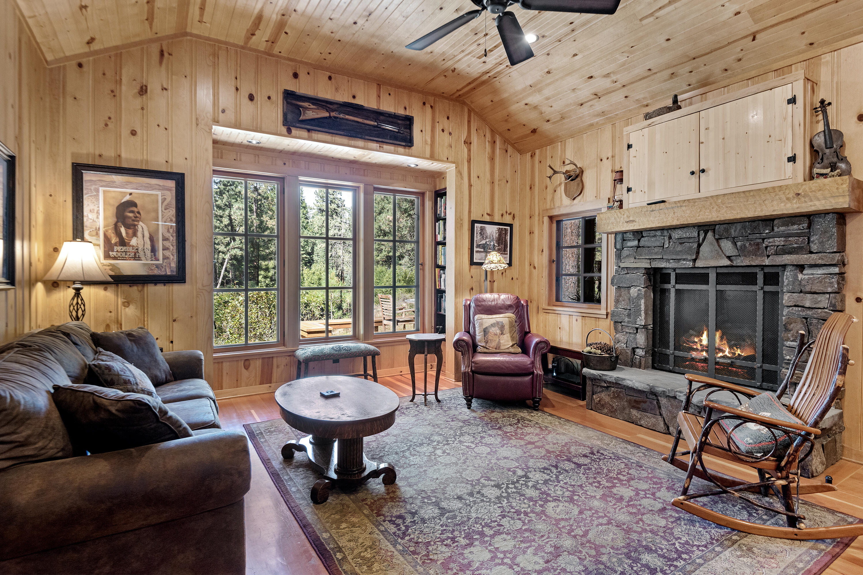 Lake Creek Lodge - Residential