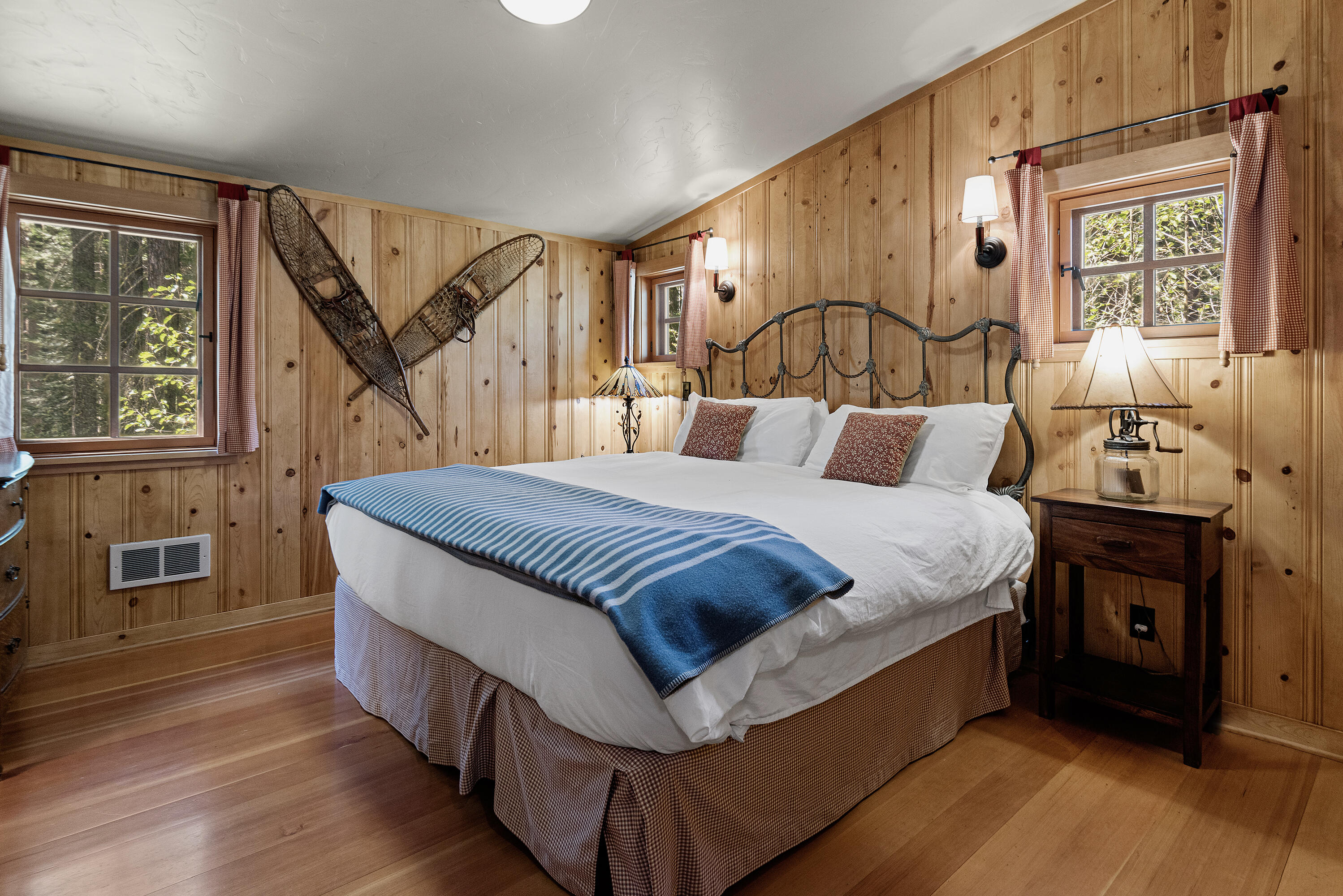 Lake Creek Lodge - Residential