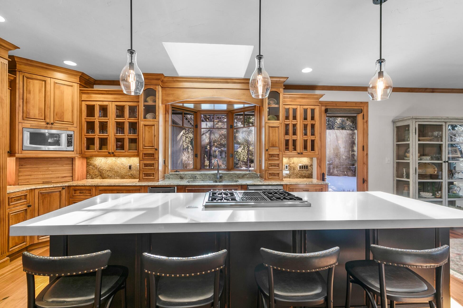 Broken Top - Residential