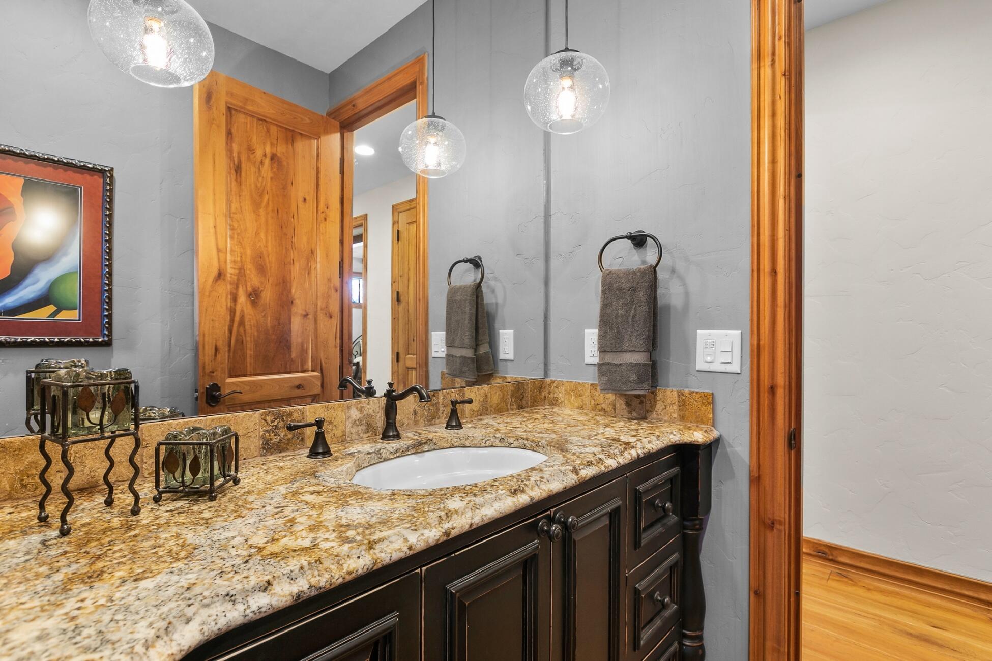 Broken Top - Residential