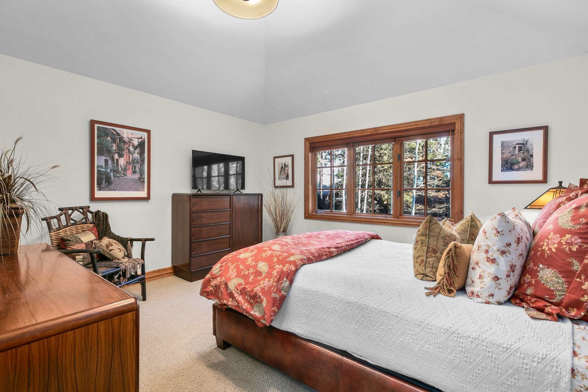 Broken Top - Residential