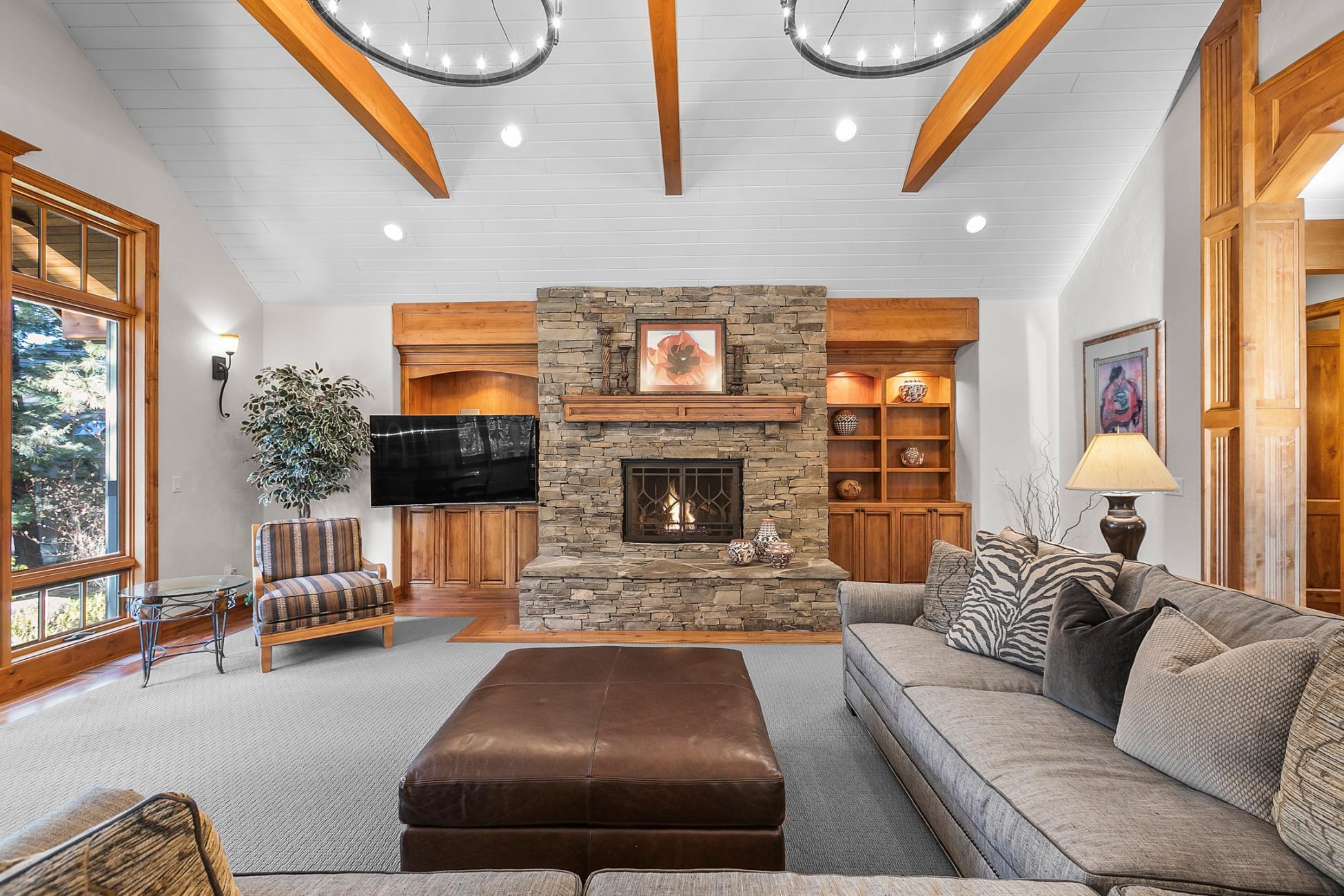 Broken Top - Residential