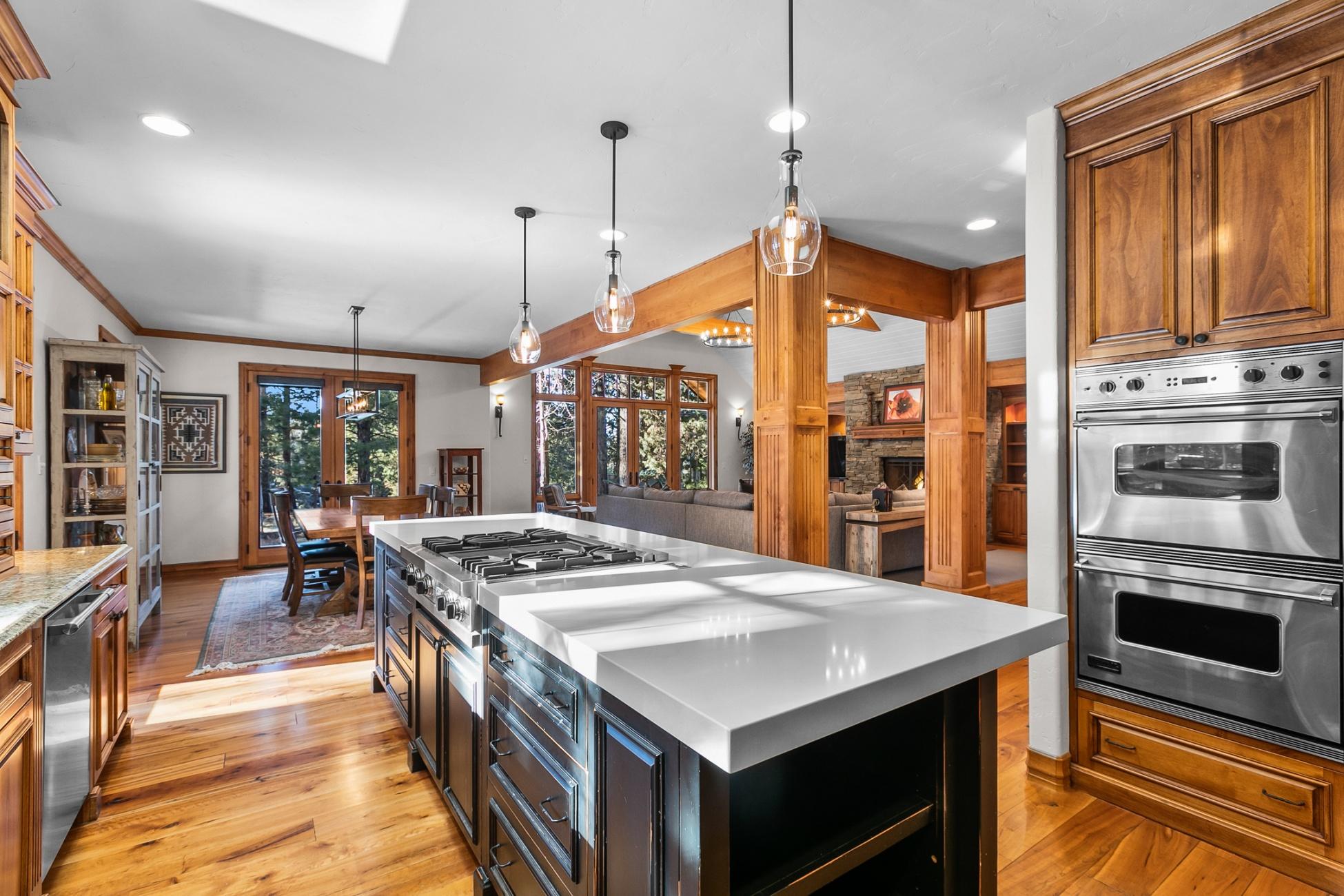 Broken Top - Residential