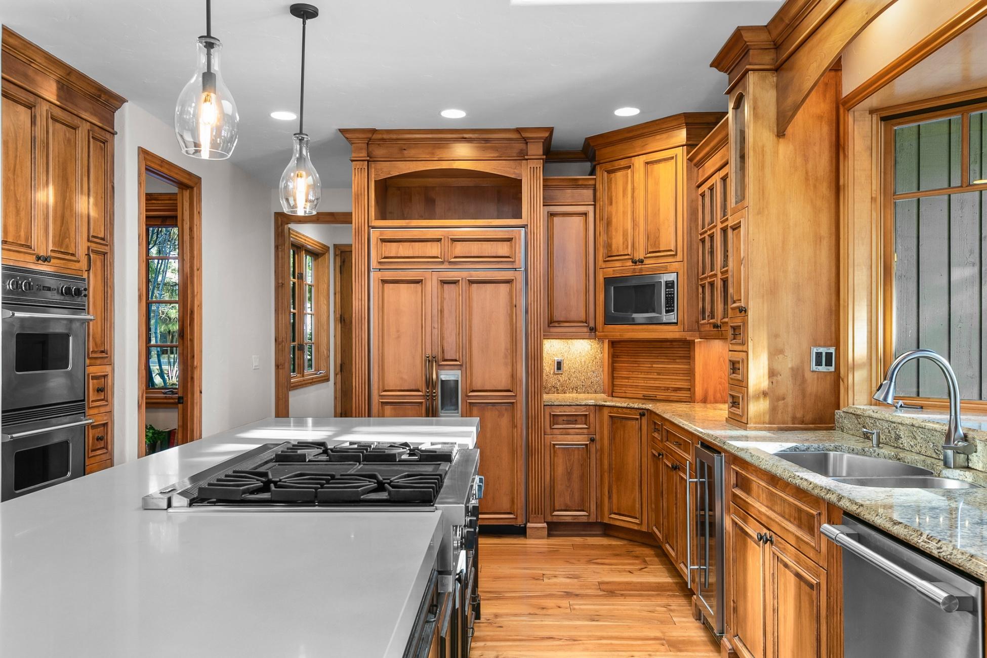 Broken Top - Residential