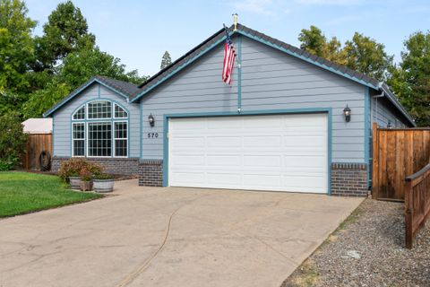 Tiny photo for 570 Bachand Circle, Central Point, OR 97502 (MLS # 220210309)