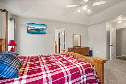 Tiny photo for 570 Bachand Circle, Central Point, OR 97502 (MLS # 220210309)