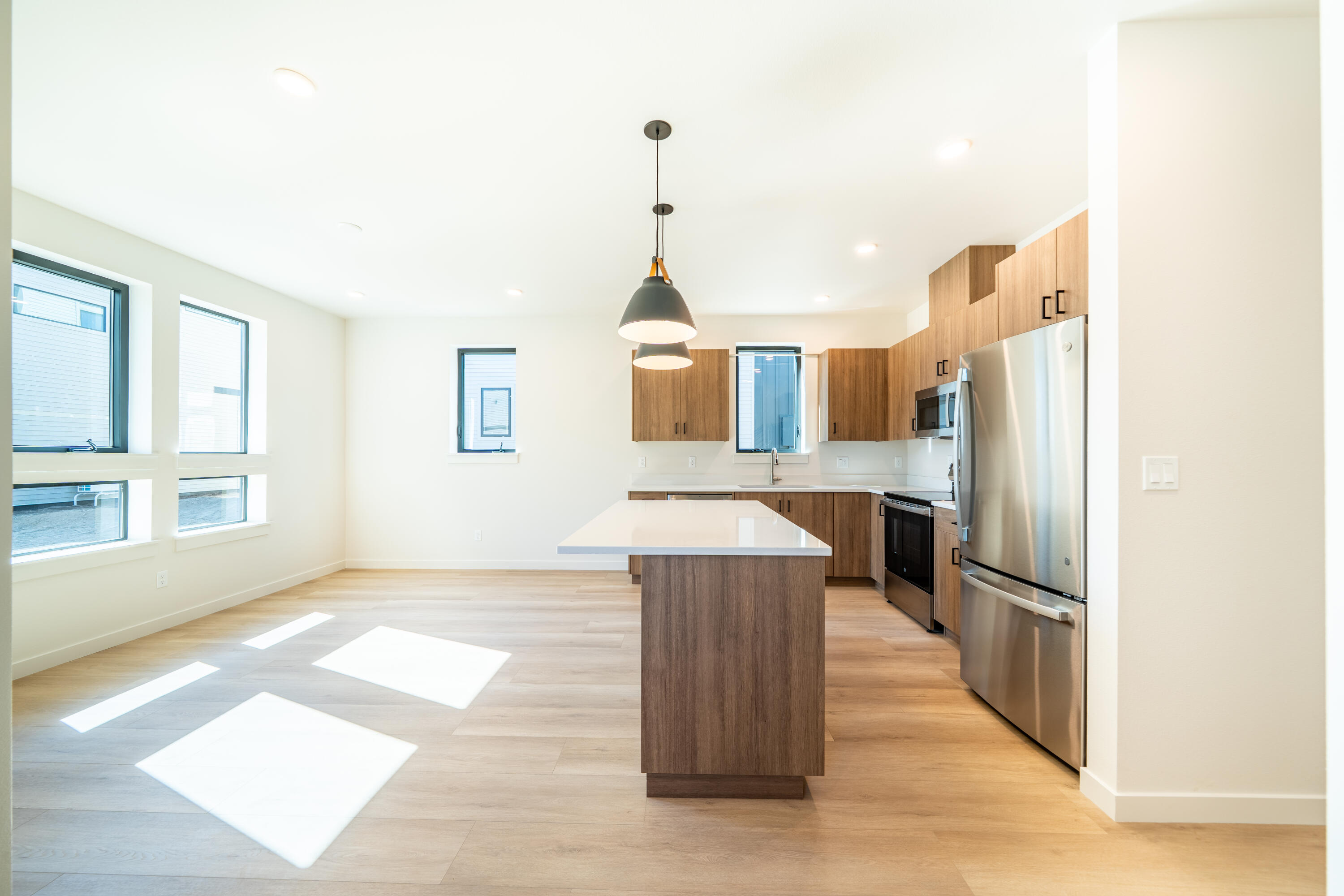 371 NW 19th Street 102