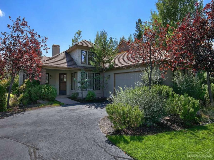 Move right into this hard-to-find single level home in the Fall Creek area of Broken Top. The great room has a gas fireplace and huge wood-wrapped windows that complement the high ceiling. There is a spacious master suite with 2 walk-in closets, plus two additional bedrooms-each with its own bathroom. Freshly painted interior, hardwood, newer carpet, and tile counters. Enjoy exquisite views overlooking the 5th green & lake. Maintenance of the beautifully landscaped lot is included in the HOA dues.