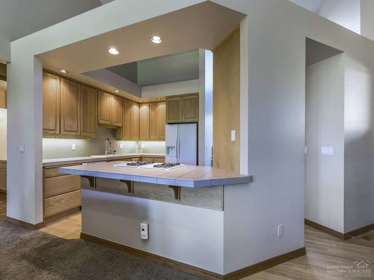 Broken Top - Residential