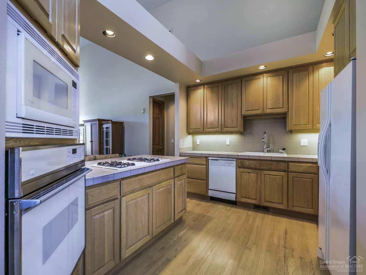 Broken Top - Residential