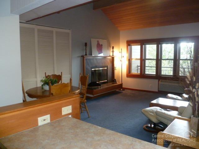 Inn Of The 7th - Residential