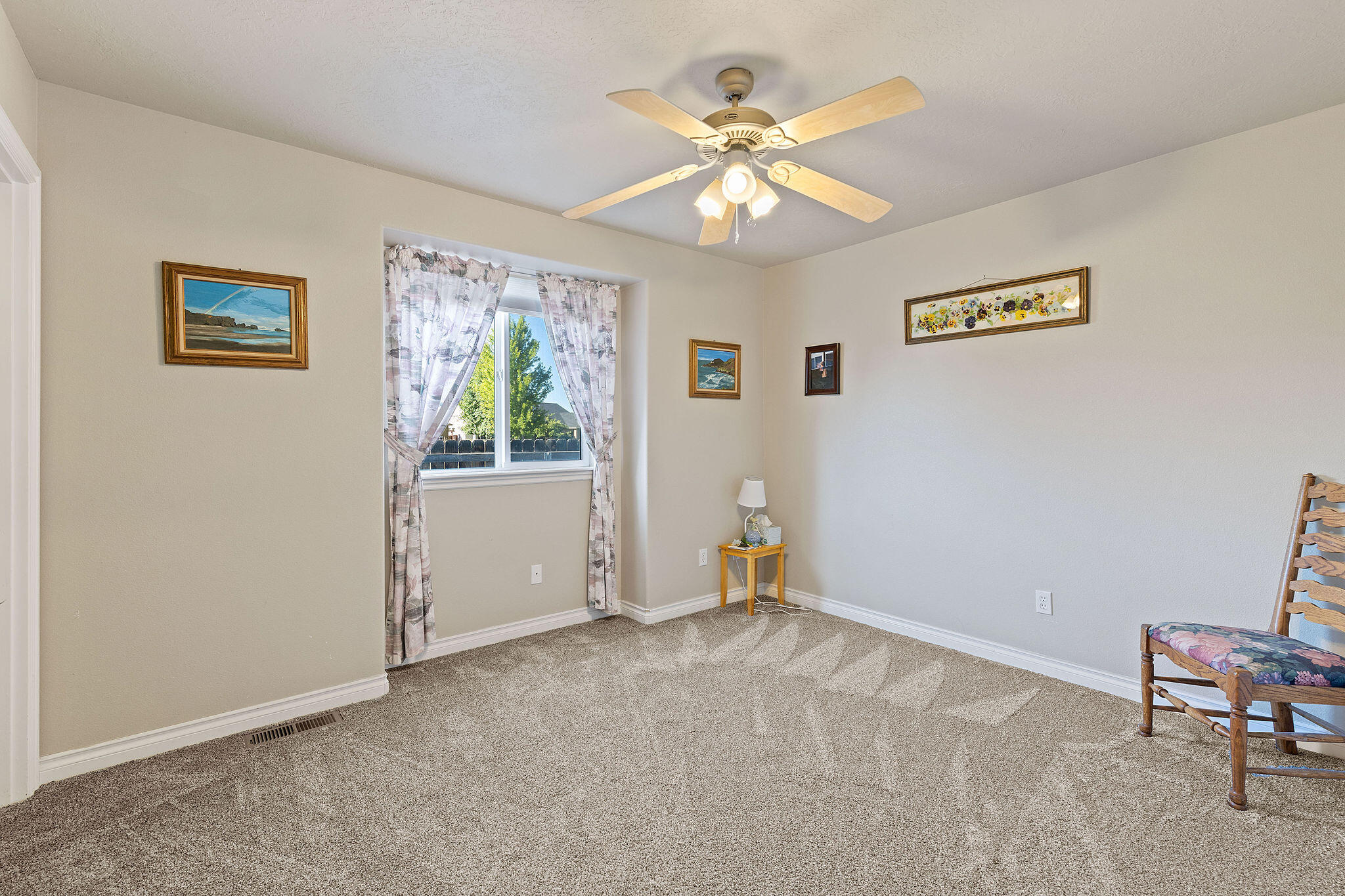 Three Pines - Residential