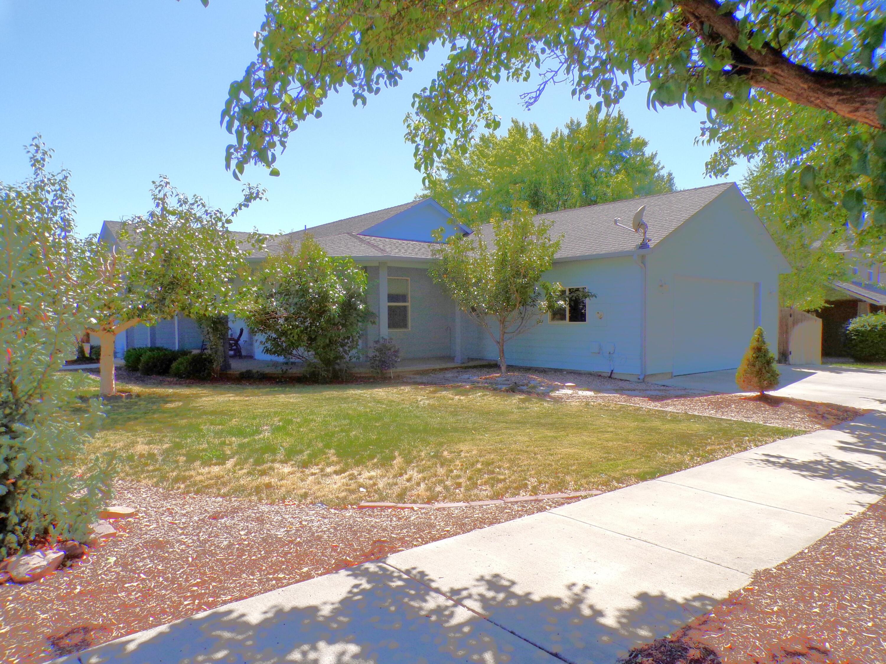 Three Pines - Residential