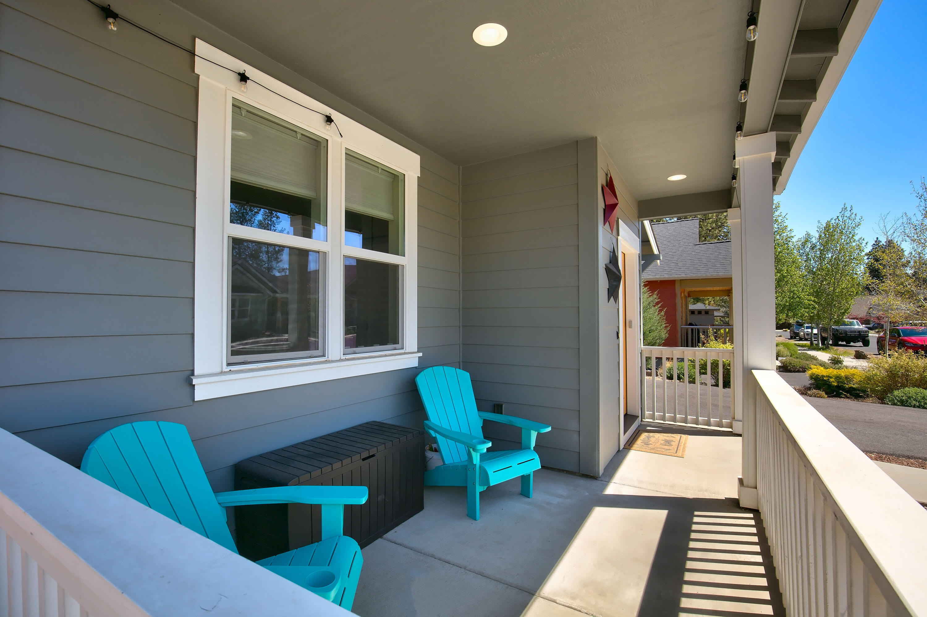 1004 E Horse Back Trail
