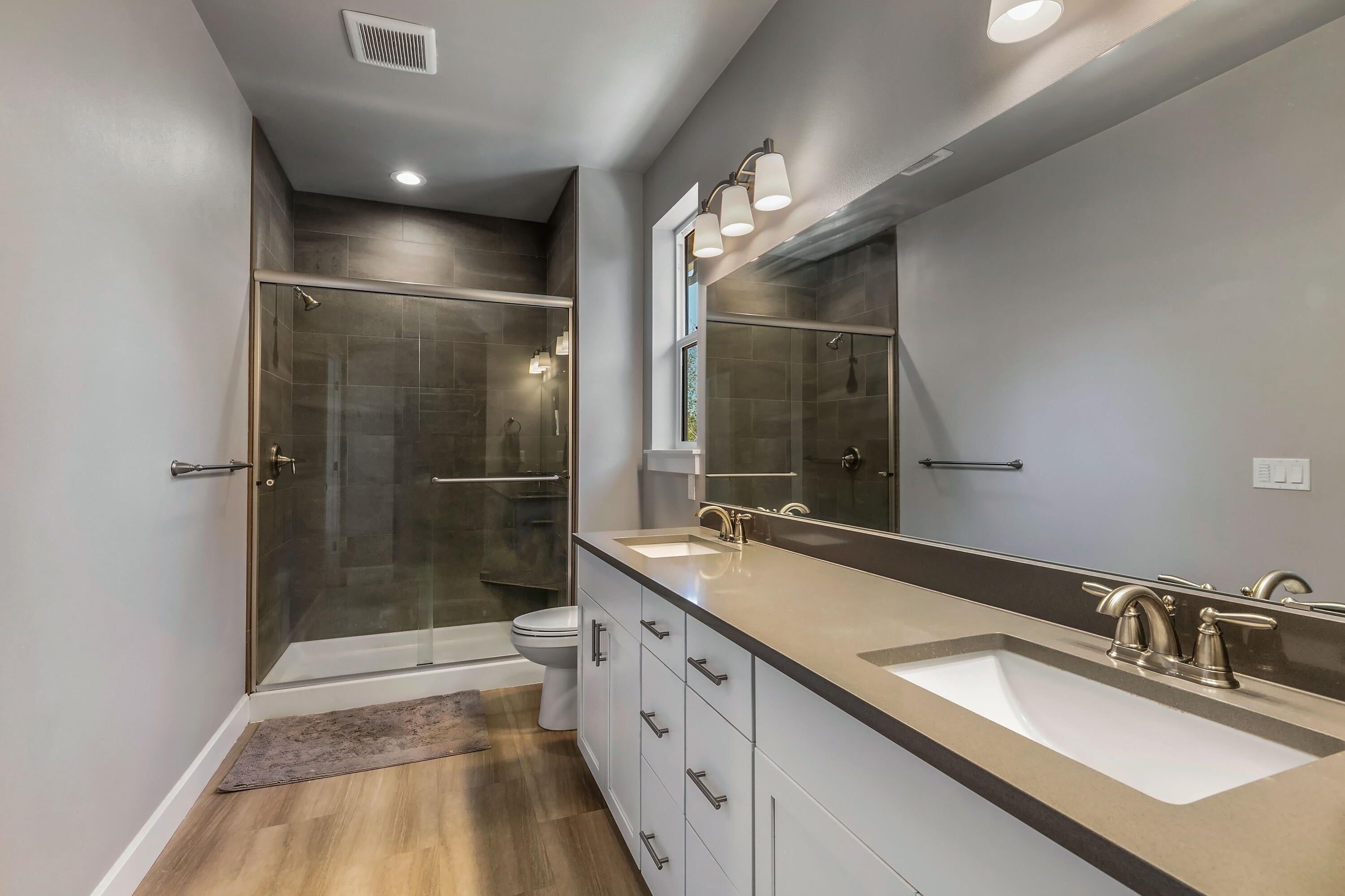 SaddleStone - Residential