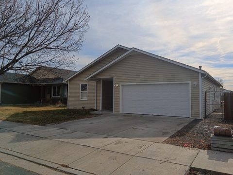 Tiny photo for 5594 Kellal Lane, Klamath Falls, OR 97603 (MLS # 220214836)