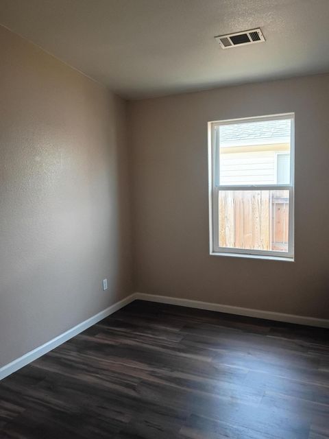 Tiny photo for 5594 Kellal Lane, Klamath Falls, OR 97603 (MLS # 220214836)