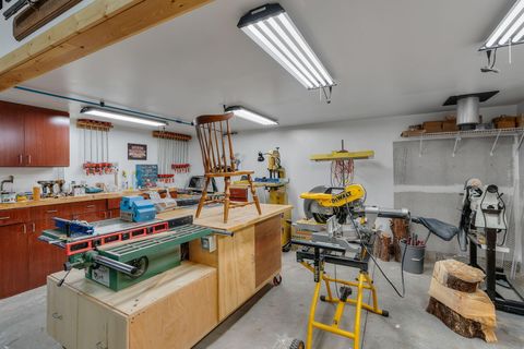 Tiny photo for 16431 Marmott Lane, Sisters, OR 97759 (MLS # 220217606)