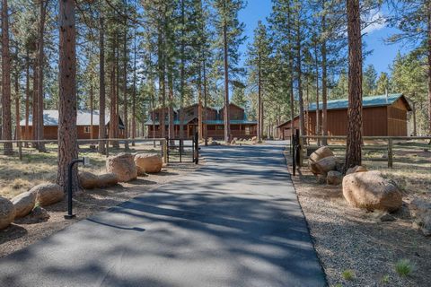 Photo of 16431 Marmott Lane, Sisters, OR 97759 (MLS # 220217606)