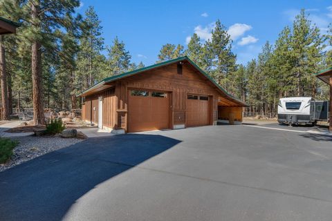 Tiny photo for 16431 Marmott Lane, Sisters, OR 97759 (MLS # 220217606)