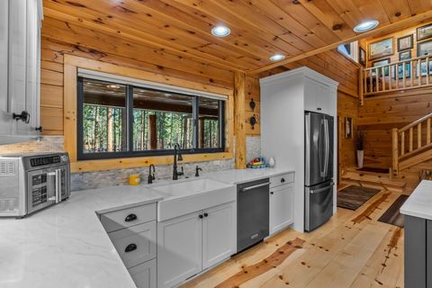 Tiny photo for 16431 Marmott Lane, Sisters, OR 97759 (MLS # 220217606)