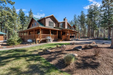 Tiny photo for 16431 Marmott Lane, Sisters, OR 97759 (MLS # 220217606)