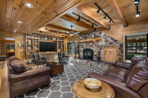 Tiny photo for 16431 Marmott Lane, Sisters, OR 97759 (MLS # 220217606)