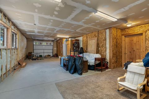 Tiny photo for 16431 Marmott Lane, Sisters, OR 97759 (MLS # 220217606)