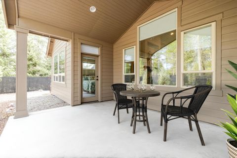 Tiny photo for 51833 Fordham Drive, La Pine, OR 97739 (MLS # 220220736)