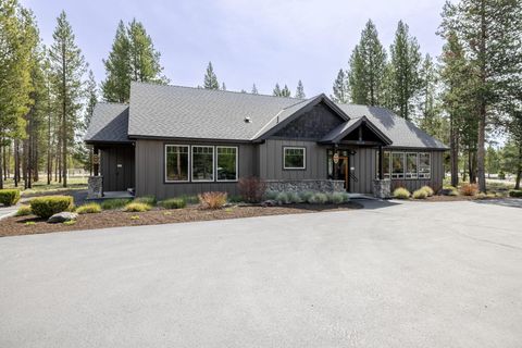 Tiny photo for 51833 Fordham Drive, La Pine, OR 97739 (MLS # 220220736)