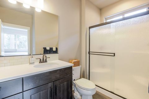 Tiny photo for 51833 Fordham Drive, La Pine, OR 97739 (MLS # 220220736)