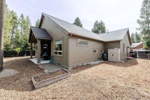 Tiny photo for 51833 Fordham Drive, La Pine, OR 97739 (MLS # 220220736)