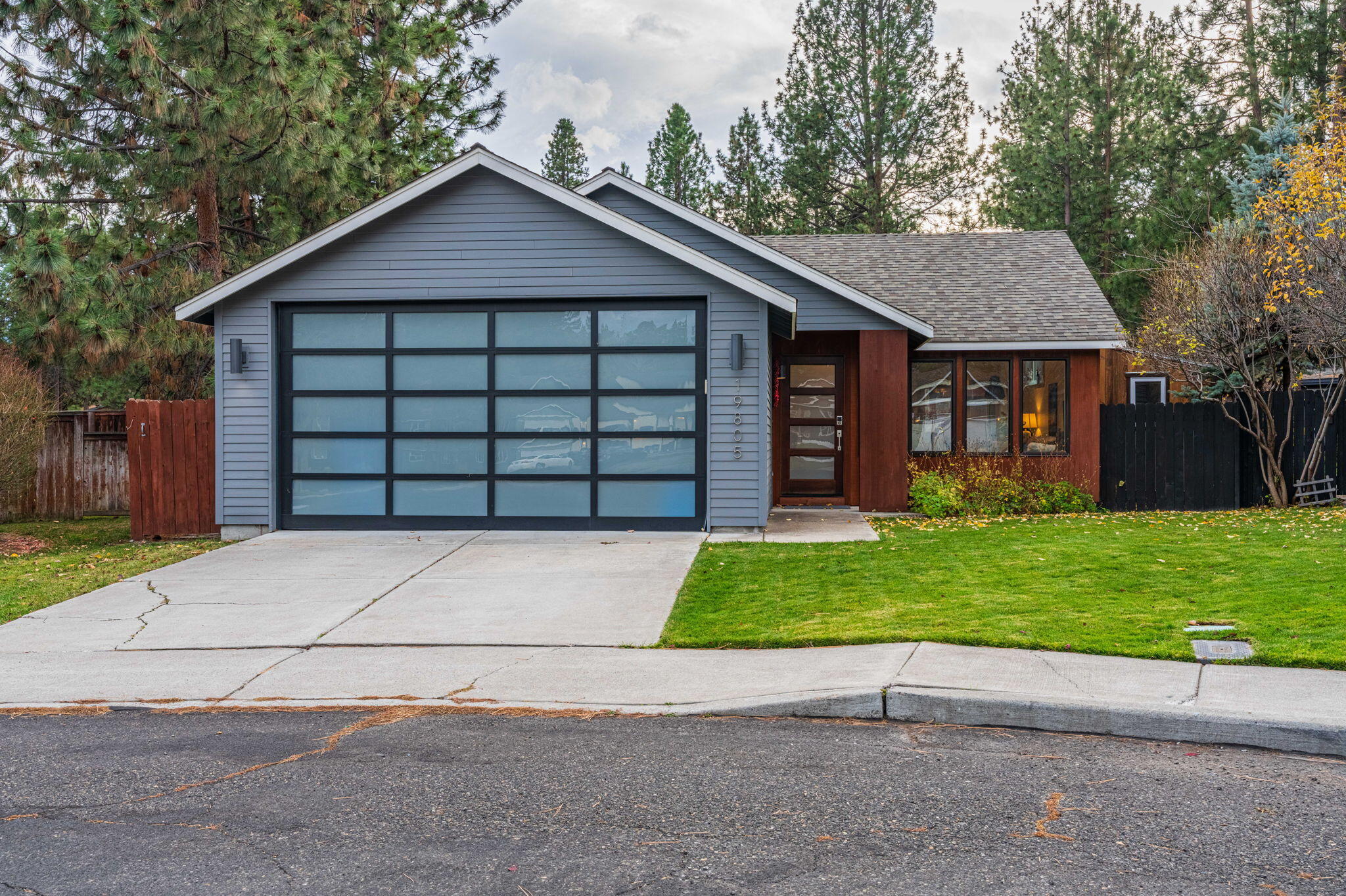 Deschutes River Cros - Residential