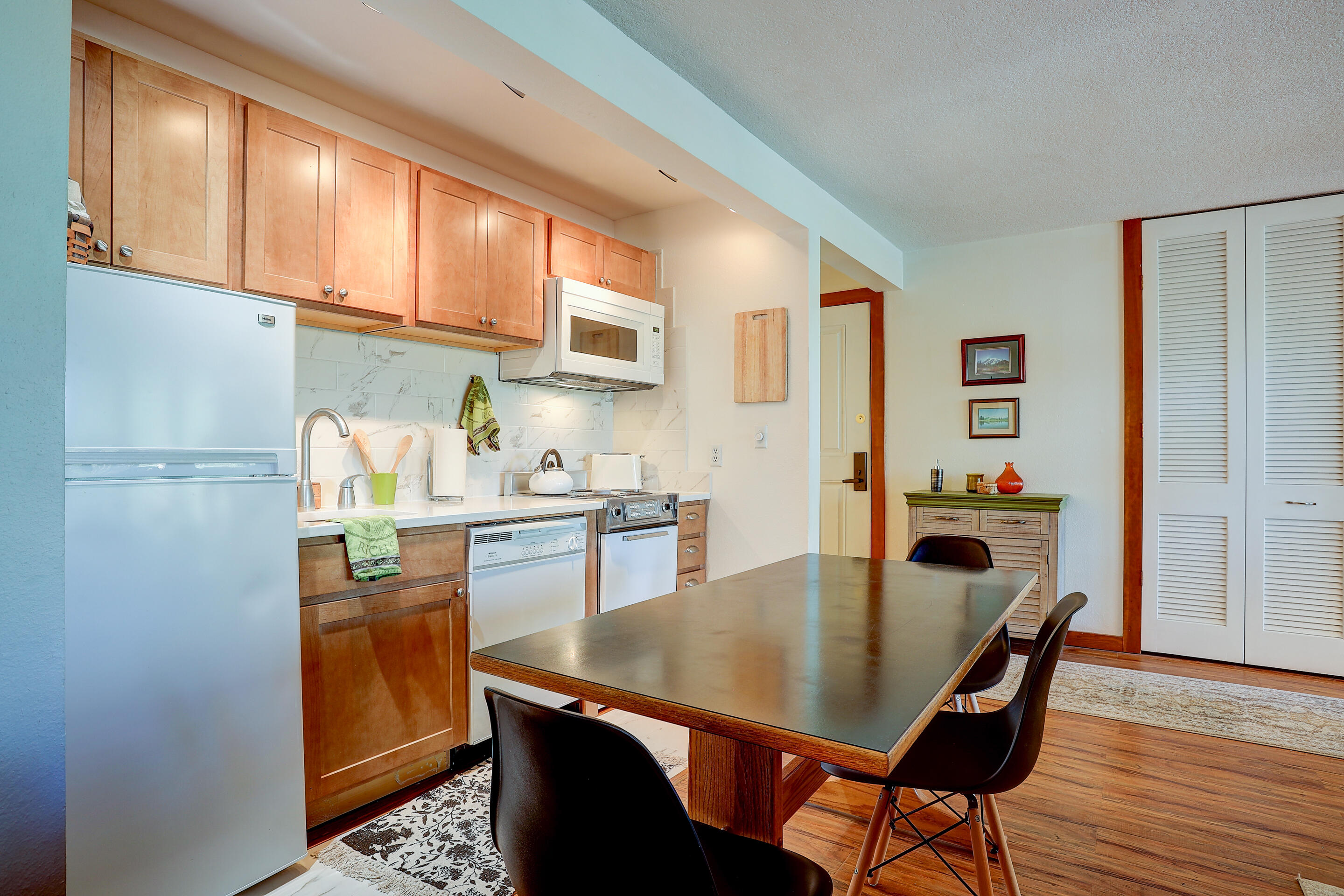 Inn Of The 7th - Residential