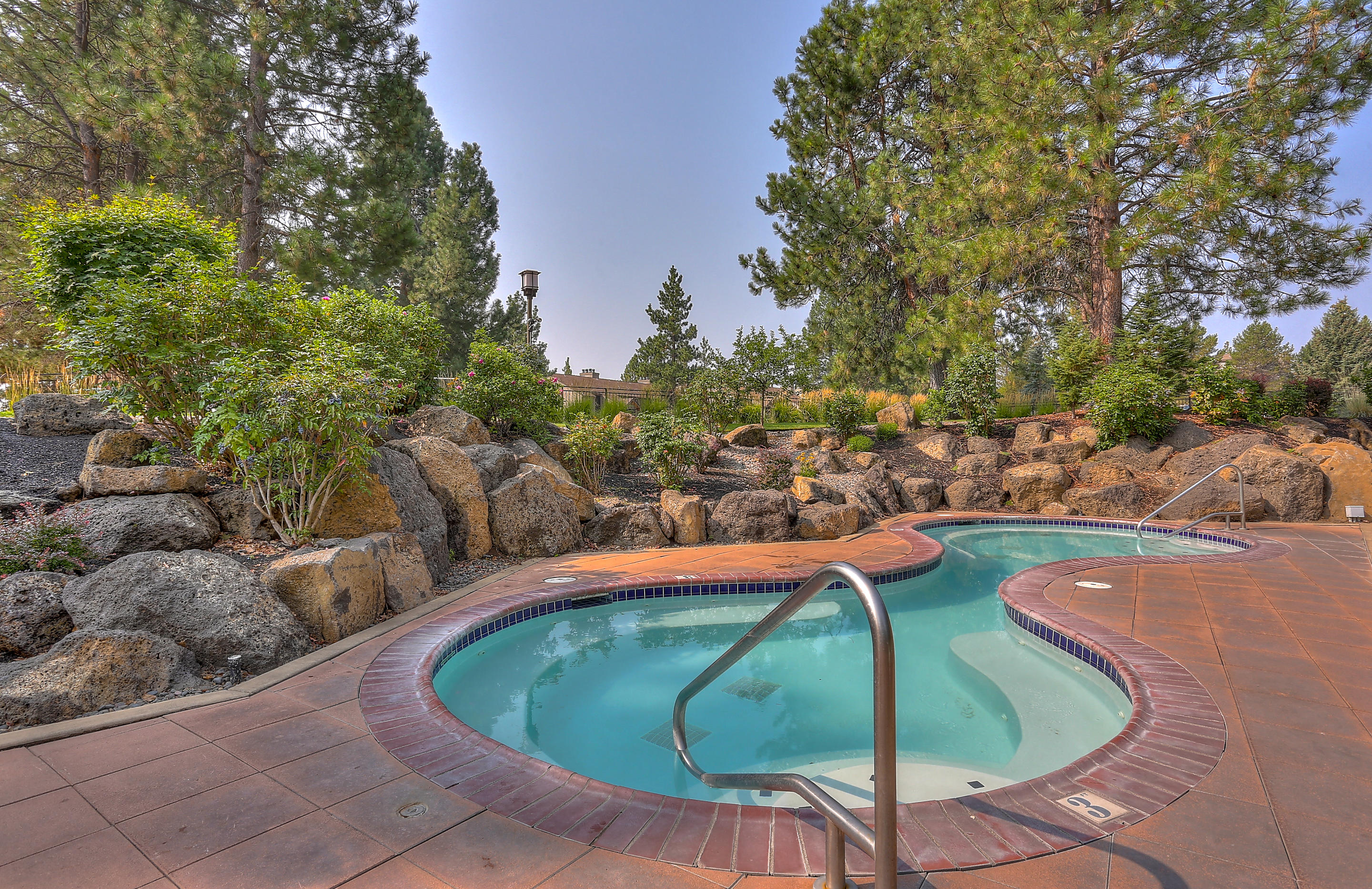 Inn Of The 7th - Residential